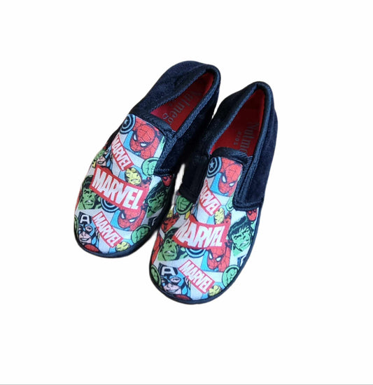 Marvel Superhero Slippers Shoe Size 11 Boys 4-6 Years